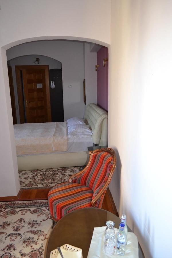 Pensiunea Casa Cranta Brașov Exterior foto